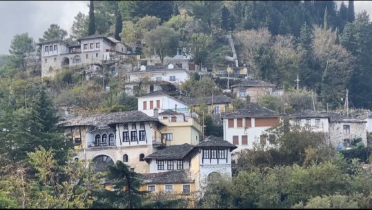 Regjistrimi i ‘Airbnb’ në Gjirokastër/ Nis verifikimi për bizneset informale, nuk iu përgjigjen thirrjes për regjistrim vullnetar! Kreu i tatimeve: Kontrolle në zonën muzeale