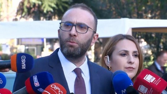 Drafti i PS për komisionet hetimore, Bardhi: Ligj komunist, i zi si autorja! Felaj të propozojë që s'lejohet që katër familjarë të pushtojnë Prokurorinë e Tiranës