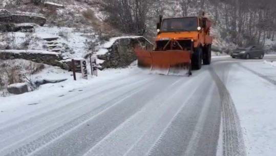 Juglindja e vendit mbulohet nga dëbora! Të gjitha akset kalohen pa zinxhirë, rekomandohet përdorimi i gomave dimërore