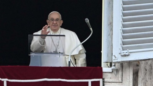 Urbi et orbi, mesazhi dhe lutja e Papa Françeskut për Krishtlindje: Ndalni luftën, lironi pengjet! Thirrje për paqe në Lindjen e Mesme