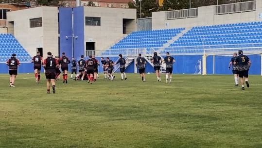 VIDEO/ Regbi për fëmijët dhe vajzat, miqësore mes Shqipërisë dhe Kosovës në Kukës! Muzhaqi: Është vetëm fillimi për këtë sport