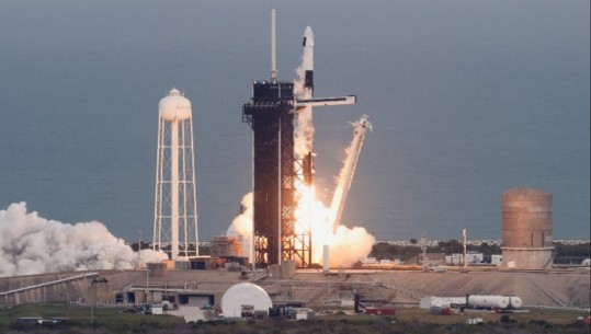 Turqia nis astronautin e parë drejt stacionit hapësinor