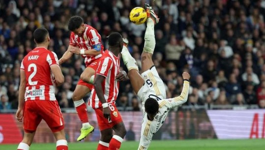 VIDEO/ Real Madrid 'monumental'! Pëson gol pas 38 sekondave dhe përmbys 3-2 Almerian në minutën e 99 për kreu e La Ligas