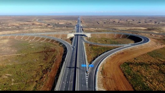 FOTO-Reportazh/ Aeroporte dhe zbrazëtira: Brenda rajoneve që Azerbajxhani i rimori nga Armenia