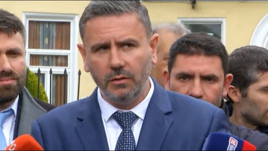 Bujar Spahiu rizgjidhet në krye të KMSH, protestë jashtë Medresesë Florjan Arapi paralajmëron padi në gjykatë