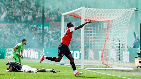 VIDEO/ Ajax është për turp, Feyenoord e mposht 6-0 në 'Klasiken' e Holandës