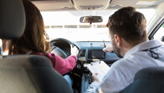 Autoriteti i Konkurrencës mbyll monitorimin e tregut të autoshkollave, nuk ka rritje të bashkërenduar çmimesh