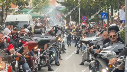 Nga 14 vende të ndryshme të botës, 1000 motoristë në Shijak i bëri bashkë 'Albania Bikers'