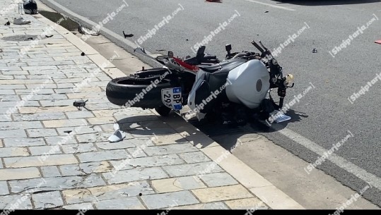 Berat/ Aksident i rëndë në qendër të qytetit, motori përplas turisten nga Nepali, dërgohet tek Trauma së bashku me drejtuesin 20-vjeçar