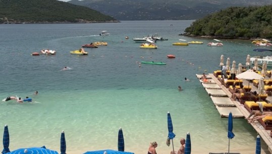 Ksamil, destinacioni i preferuar i të huajve në jug! Operatorët turistikë: Ka përmirësim në infrastrukturë, por problem mbetet trafiku