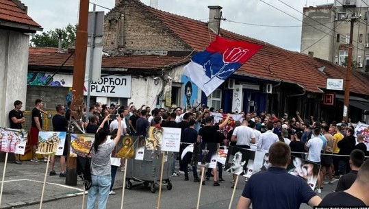 Serbia urdhëron “të ndërpritet” festivali “Mirëdita, dobar dan”