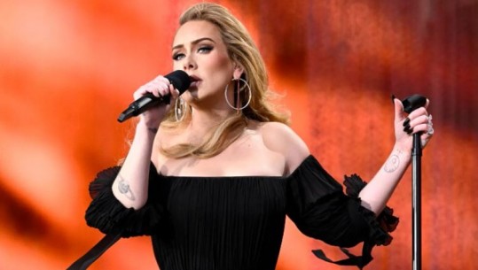 Adele i jep lamtumirën fansave: Nuk e di se kur do të rikthehem sërish