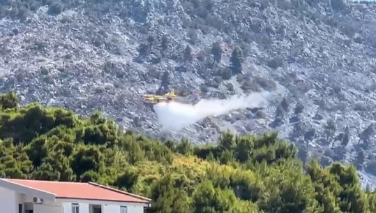 Zjarri në Shëngjin, avionët italinë ‘Canadair’, monitorojnë zonën nga ajri