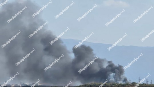 Sërish zjarr në grumbullimin e mbetjeve në Vlorë! Era favorizon përhapjen e flakëve