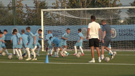 Nis sezoni i parë i ‘Dyrrah City Football Academy’, bursa për fëmijët! Drejtoresha e Cityt: Projekt që i jep mundësi të gjithëve