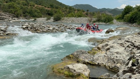 Me ujërat termale, kanionet dhe rafting në Vjosë, Përmeti kthehet në destinacion kryesor! Në 8 muaj u vizitua nga 110 mijë turistë