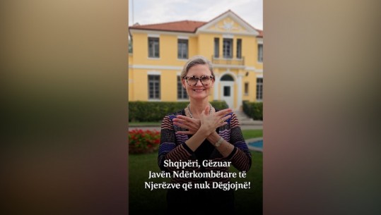 Dita ndërkombëtare e gjuhës së shenjave, ambasada e SHBA: Të punojmë për të siguruar qasje të barabartë në komunikim për të gjithë