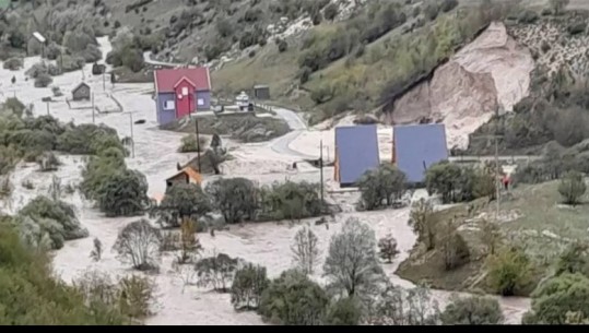 Përmbytje dhe në Malin e Zi, lumenjtë dalin nga shtrati! Përmbyten rrugë e shtëpija