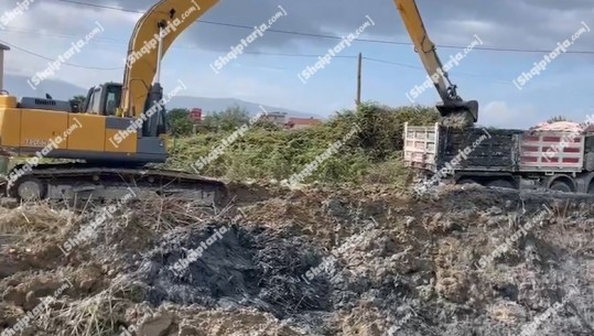 Vlora e mbytur në llum pas përmbytjes, deputeti i PDIU i kërkon llogari Agjencisë së Mjedisit: A keni bërë inspektime, në kanalet e pastrimit nuk del as miu se i gërvishtet shpina