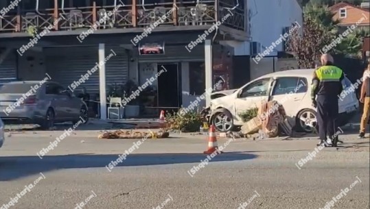 Elbasan/ E rëndë në fshatin Pajovë, përplasen dy makina! Njëra humb kontrollin dhe përplas për vdekje fëmijën 8 vjeçar që po rrinte në trotuar! Arrestohen dy drejtuesit