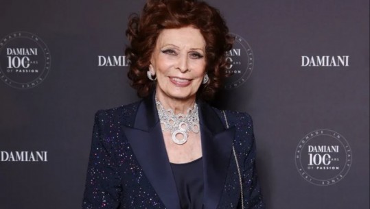 Është 90 vjeçe, por Sophia Loren nuk heq dorë: Shpresoj të mos dal kurrë në pension