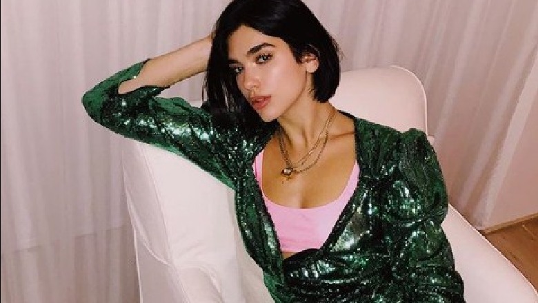 Dua Lipa kthehet shumë vite pas, shikoni si dukej këngëtarja në festën e Abetares (Foto)