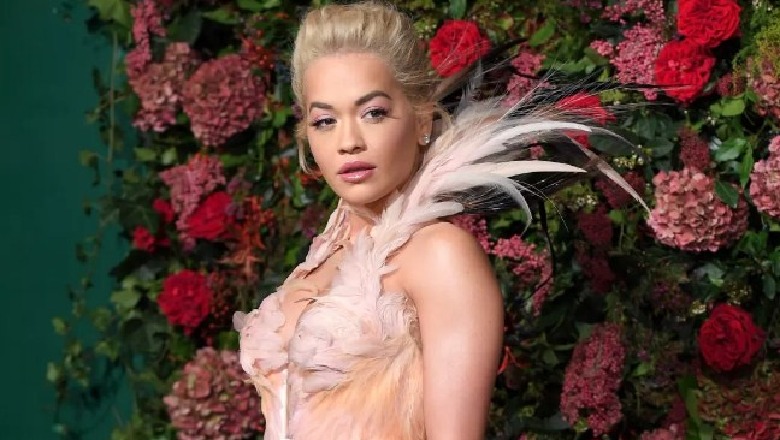 Rita Ora për prestigjozen Britanike: Krenare për gjakun tim, në shtëpinë time flasim shqip