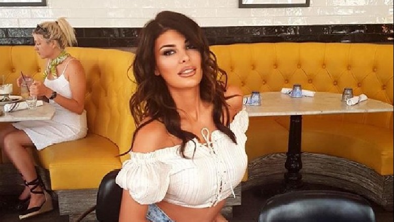 Angela Martini torturuese dhe e veshur, do ju dalldisë me postimin e saj sensual (FOTO)