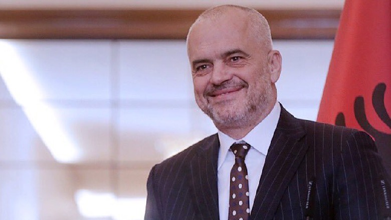 Dita e Europës, kryeministri Edi Rama uron me videon e mëngjesit