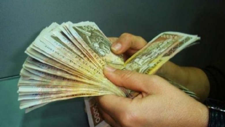 Rriten sërish kreditë e këqia, 30 mln euro më shumë në 4 muaj