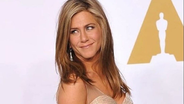 Jennifer Aniston shfaqet me quka në kopertën e revistës së famshme