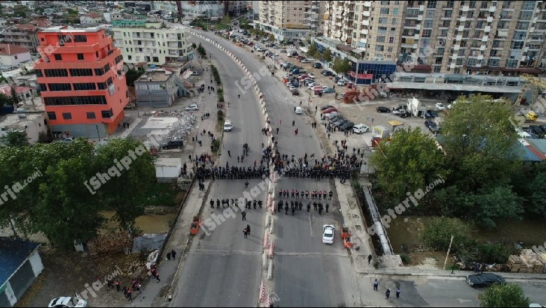 Mbyllet aksioni, IKMT shemb 33 objektet tek 'Astiri'