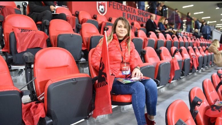 Sandër Lleshaj i lë vendin e tij në stadium efektives së plagosur në protestën e opozitës: Shenjë respekti!