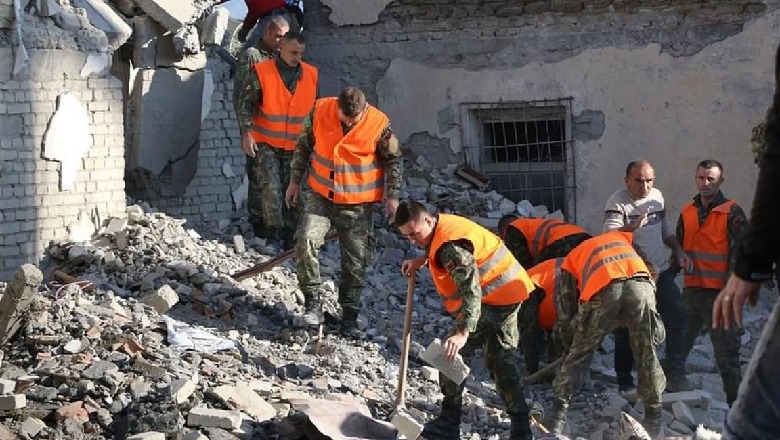 Cilët vipa shqiptarë kanë hapur dyert e shtëpisë për të prekurit nga tërmeti...