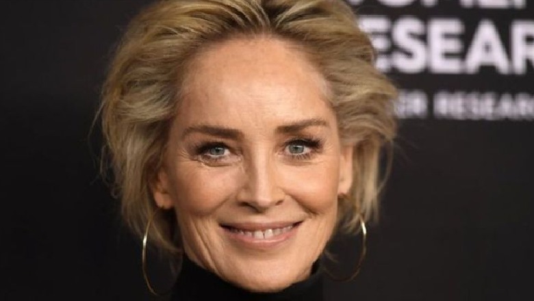 Sharon Stone preket nga gjesti i Shqipërisë për dërgimin e mjekëve në Itali: Faleminderit me gjithë zemër! Fotoja DOMETHËNËSE