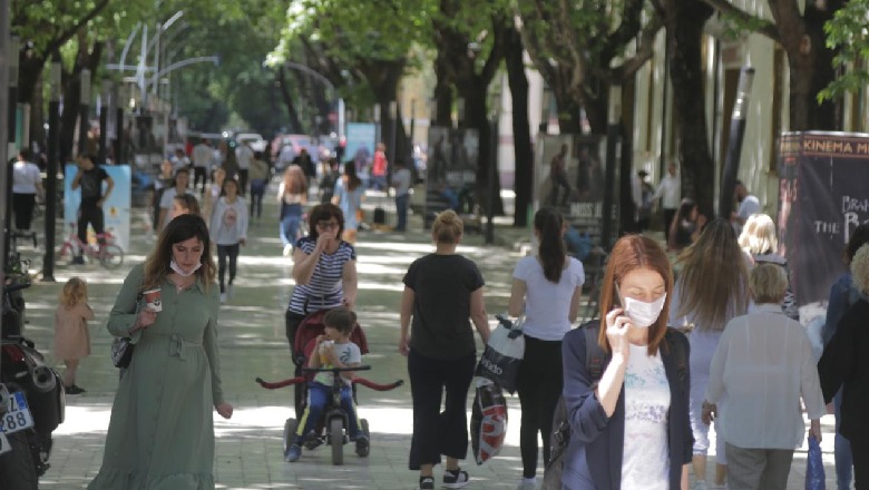 Nga sot s'ka më orare për lëvizjen! Hapen plazhet, palestrat dhe kufijtë tokësorë pa detyrim vetëkarantinimi