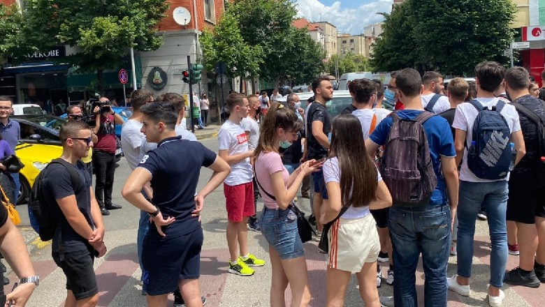 Protesta që tronditi qeverinë, por që nuk e preku sistemin arsimor