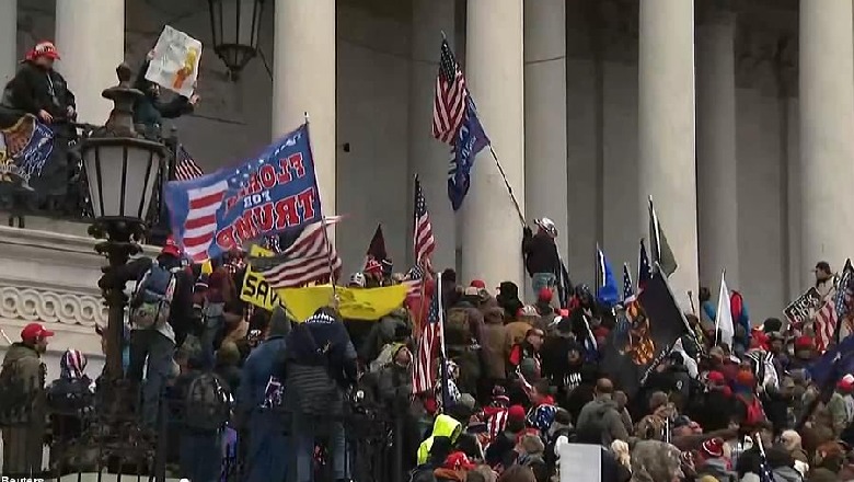 Protesta në SHBA, kongresmeni i Illinois: Tentativë për grusht shteti