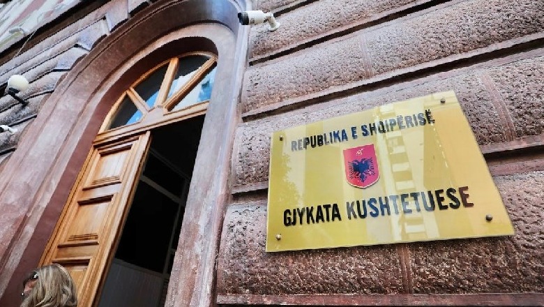 'Kushtetuesja' mblidhet në seancë, diskutim prej 6 orësh për çështjen e pronave! Shtyhet vendimi