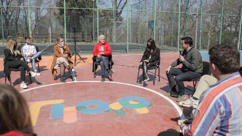 Veliaj: PD-së i ka ngelur ora në vitet ‘96-’97, e vetmja gjë e pandalshme dje ishte virusi, që gjeti shesh e bëri përshesh