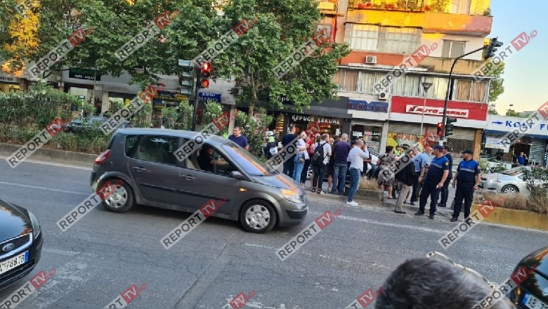 Përplas gruan mbi vijat e bardha te rruga e Kavajës, shoferi largohet nga vendngjarja