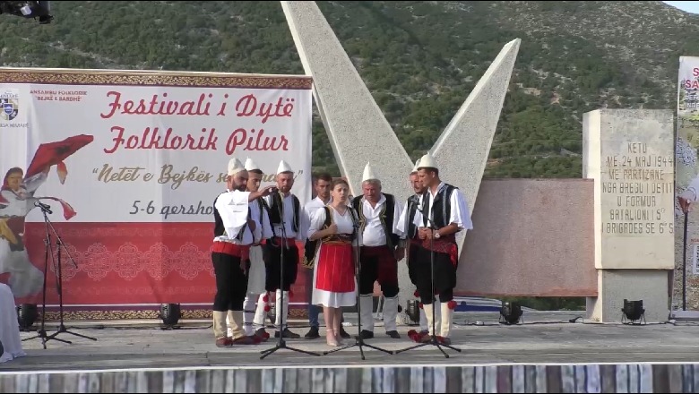 'Netët e Bejkës së Bardhë' kthehen në Pilur, festivali i polifonisë gjallëron fshatin turistik