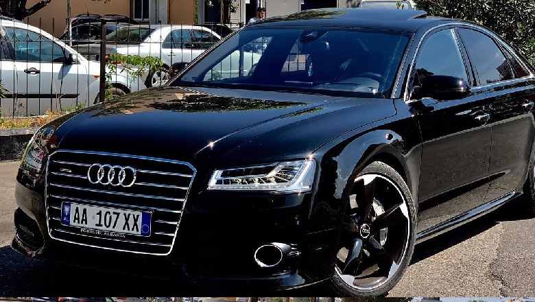 Me ‘Audi A8’ 100 mijë euro, kjo është makina luksoze me të cilën udhëtonin të rinjtë që mori para familjen më 4 anëtare dhe i la të vdekur në rrugë