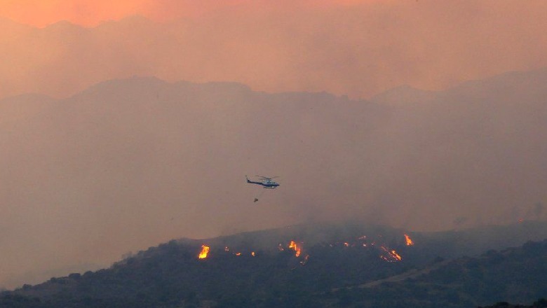 Qipro nën 'pushtetin' e flakëve, i kërkon ndihmë BE, evakuohen disa fshatra