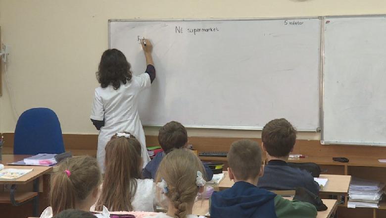 Nesër nis mësimi plotësues në shkolla, udhëzimi: Mësuesit të vaksinohen deri më 30 shtator! Mjeku Alban Ylli: Kush s'pranon, testim çdo javë, në të kundërt do pezullohet