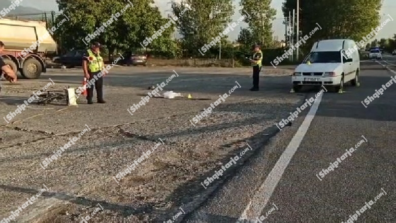 Makina përplas biçikletën në Lezhë, 1 i plagosur rëndë, dërgohet me urgjencë te Trauma 