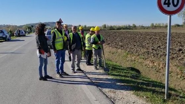 Nisma ‘Punë për Komunitetin’ financuar nga qeveria gjermane për të tretin vit radhazi në Fier, kryebashkiaku: Janë punësuar 100 punëtorë sezonal 