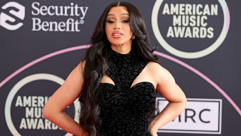 E akuzoi se ishte prostitutë, Cardi B i merr shumën marramendëse të parave blogeres