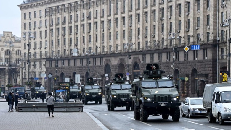 Nje projdie… slava Ukraini,  vendi ku rrëzohen mitet