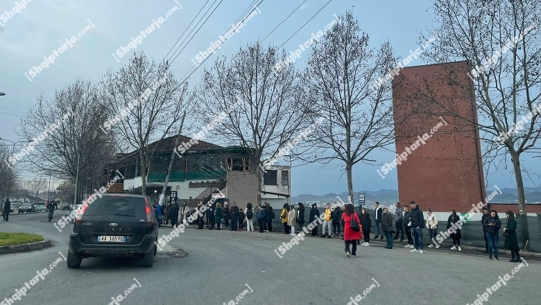 VIDEO/ Rritja e çmimit të naftës, transporti urban në Tiranë ul numrin e autobusëve në qarkullim: Të rritet çmimi i biletës në 80 lekë ose do falimentojmë brenda 3 ditësh